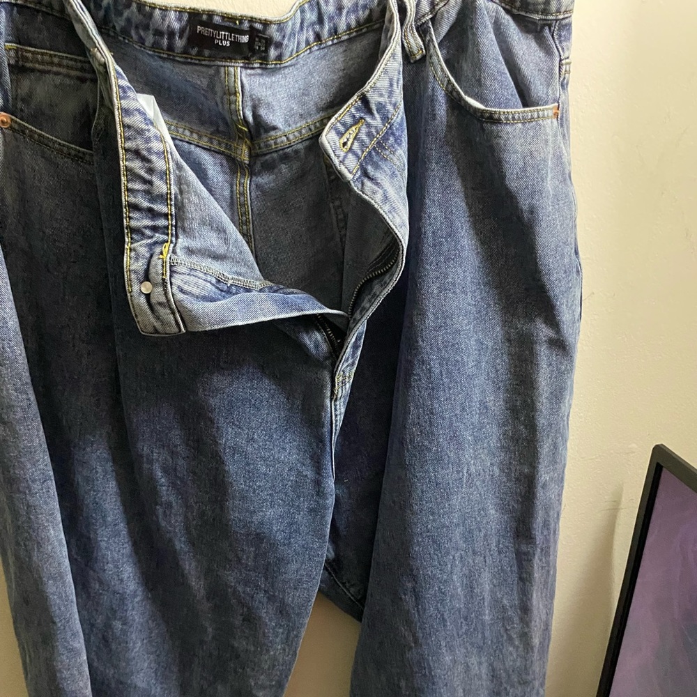 Pretty little thing jeans plus size